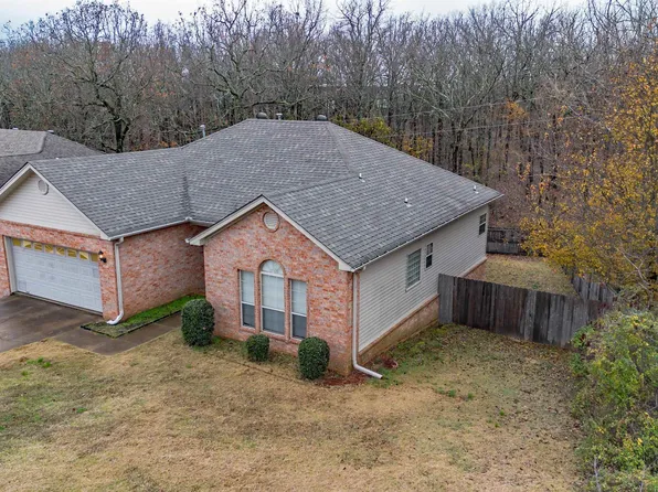 2921 Jadestone Dr, Sherwood, AR 72120