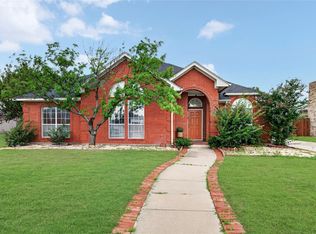 2205 Davin Dr, Carrollton, TX 75006