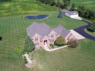 1707 E Saint Joseph Hwy, Grand Ledge, MI 48837