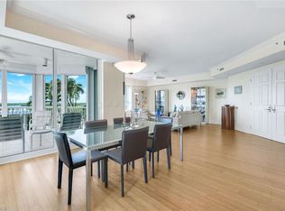 285 Grande Way APT 401, Naples, FL 34110