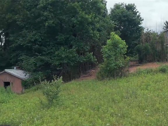 5th image of 160 Derry Ridge Rd