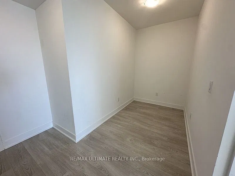 2 bed, $2,000 — Photo 4