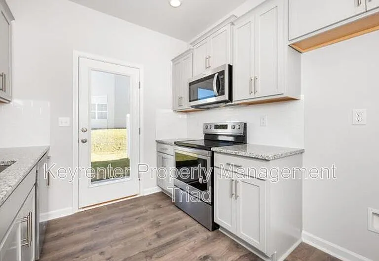 1122 Banworth Ct — Photo 20
