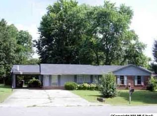 101 N Crutcher St, Athens, AL 35611