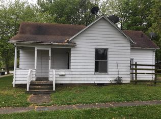 301 S 4th St, Greenville, IL