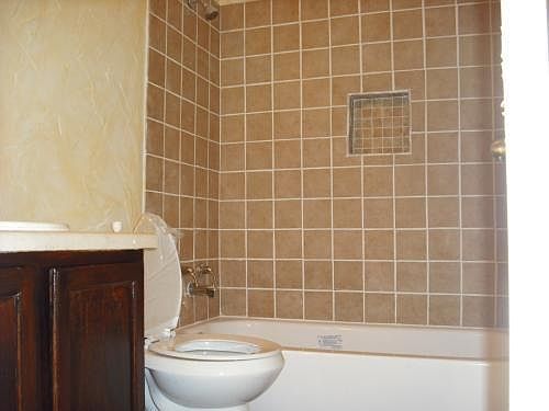 5th image of 1721 Windsor Dr