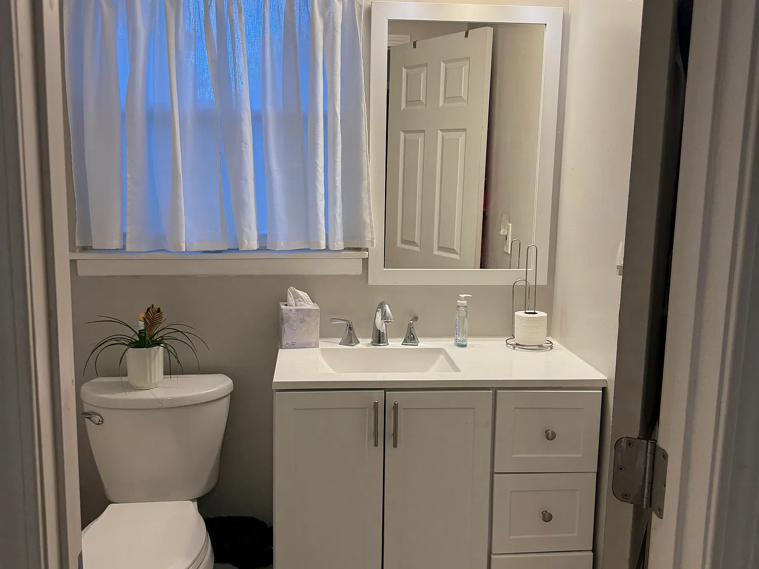 1 bed, 1.5 bath, 1250 sqft, $960 — Photo 4