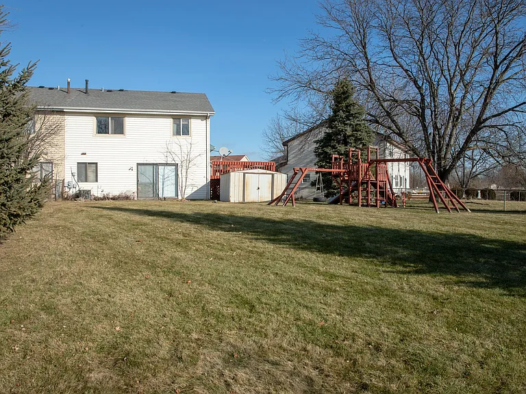 2179 Wildwood Ct — Photo 5