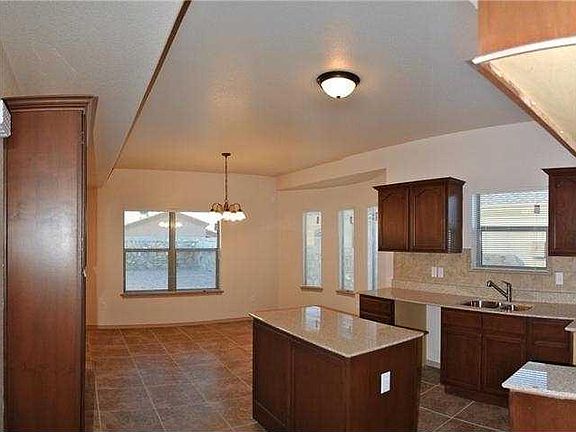 5th image of 14316 Woods Point