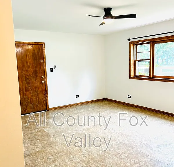 746 Beach Ave #GE — Photo 3