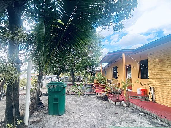 3rd image of 8355 NW 32nd Ave