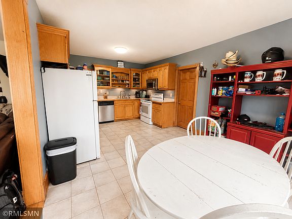 5th image of 2535 Ivory St