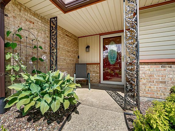5th image of 2232 Matrena Dr