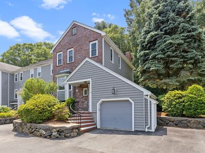 84 Walpole St APT 5D, Canton, MA, 02021