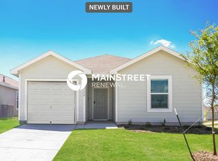 3150 Crestone Dr, Crandall, TX 75114