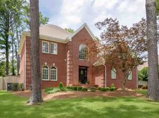 229 Indian Springs Dr, Florence, AL 35634
