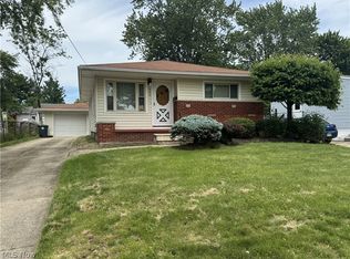 905 Carnegie Ave, Akron, OH 44314
