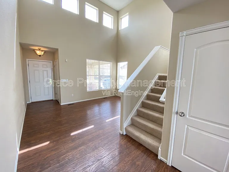 10289 E 113th Ave — Photo 3