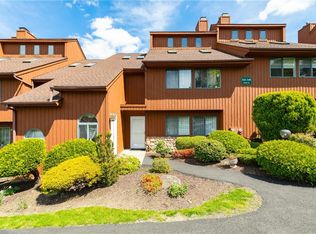 145 Swan Ln, Poughkeepsie, NY 12603