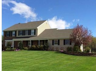 15 Hunters Ln, Southampton, NJ 08088