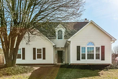 213 Summer Hill Cir Photo 1