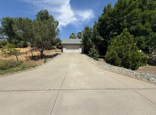 6693 Garner Pl, Valley Springs, CA 95252