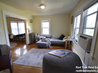 129 Grove St #2, Watertown, MA 02472