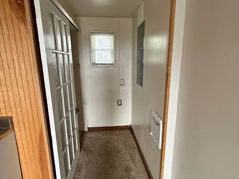 14001 Bedford Rd NE — Photo 11