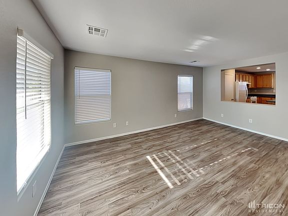 3rd image of 8331 Oppenheimer St