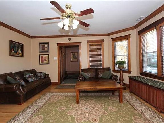 4th image of 2703 N 76th Ct