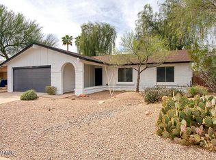3226 N Woodburne Dr, Chandler, AZ 85224