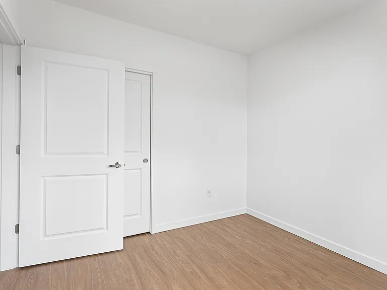 NW 99 Apartments — Photo 32