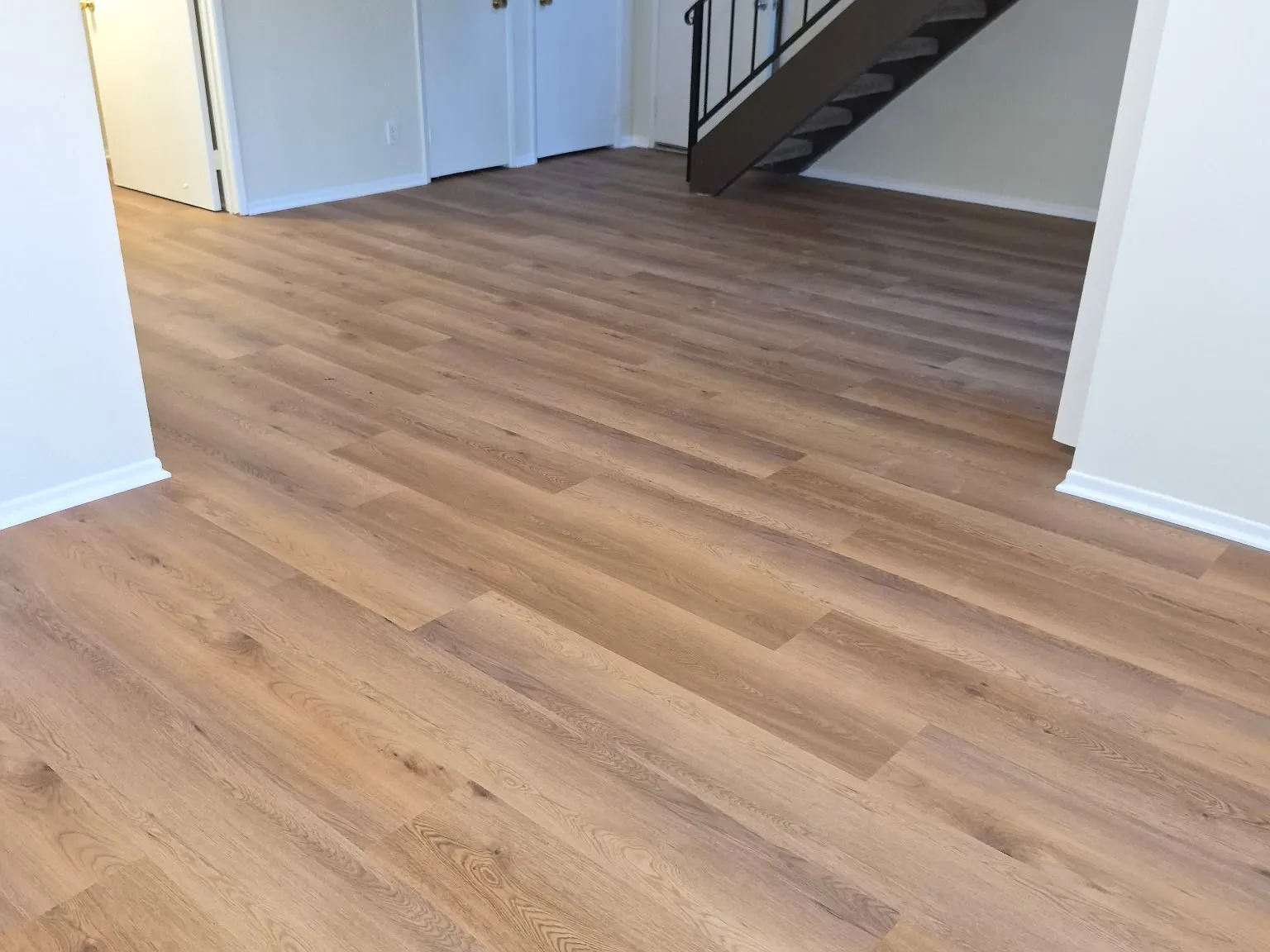 2 bed, 1.5 bath, 1000 sqft, $2,475 — Photo 4