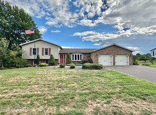 126 Orchard Dr, Bloomsburg, PA 17815