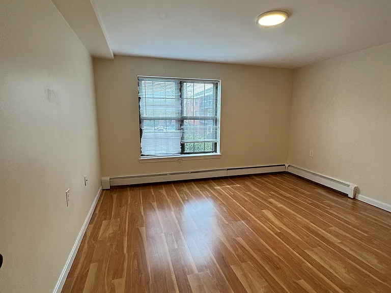 751 Highland Ave — Photo 34