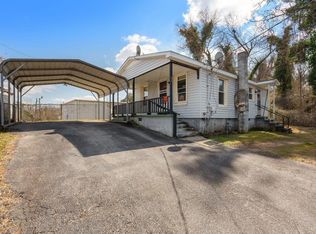 22 Hunters Ct, Laurens, SC 29360