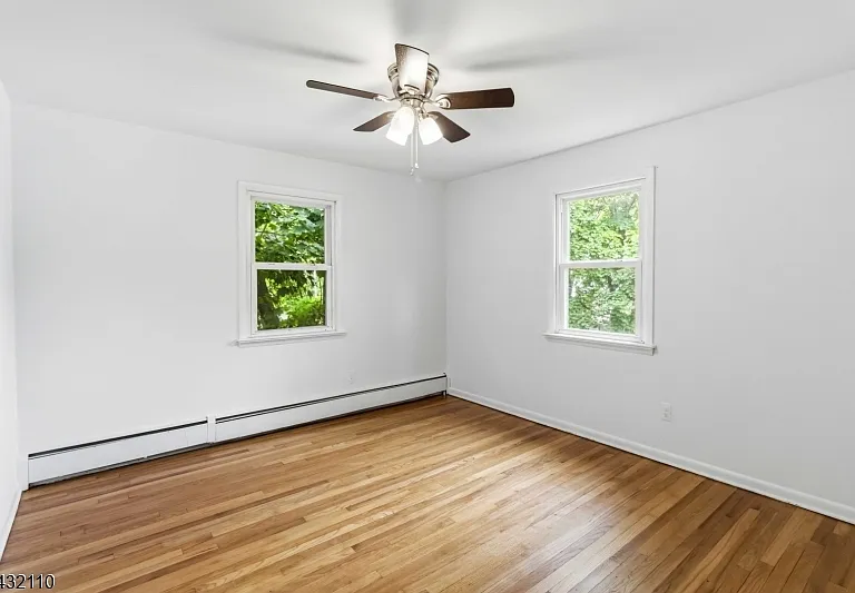 15 Emmet Ave #2 — Photo 9