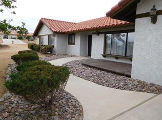 7488 Chippewa Trl, Yucca Valley, CA 92284