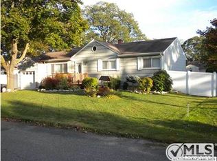 12 Midpark Dr, Brick, NJ 08724