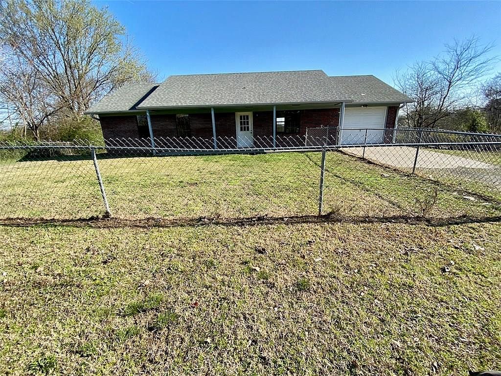 609 Leflore Ave, Poteau, OK 74953 Zillow