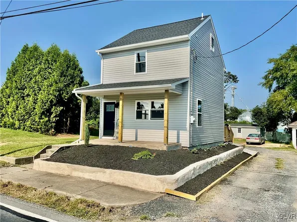 2823 Willow St N, Coplay, PA 18037