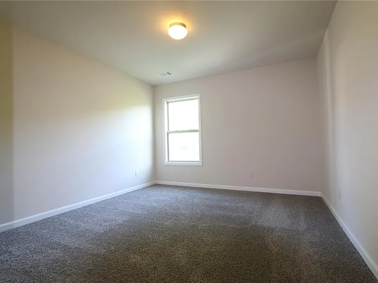 1610 Apple Blossom Dr — Photo 15
