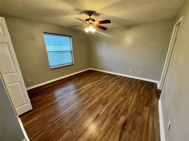 533 Cresting Oak Cir #79 — Photo 5