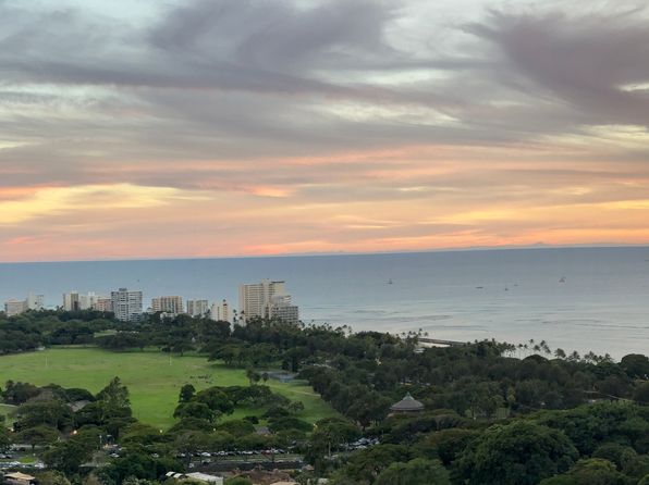 2600 Pualani Way APT 3303