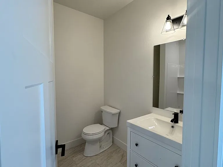 17 Grove Ln — Photo 17