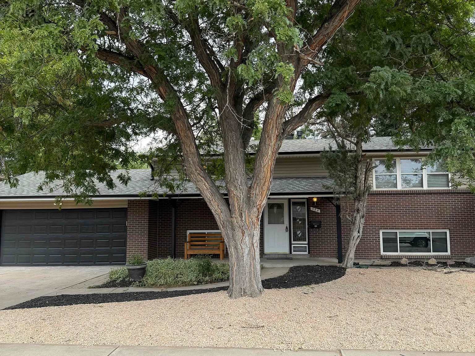 4 bed, 2182 sqft, $3,250 — Photo 1