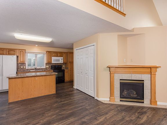 3rd image of 3054 Cherrywood Dr