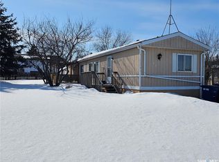 33 Stack Cres, Meadow Lake, SK S9X1B6