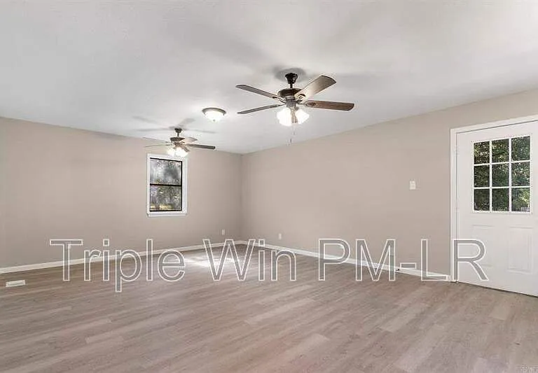 9914 Pinnacle Valley Rd — Photo 38