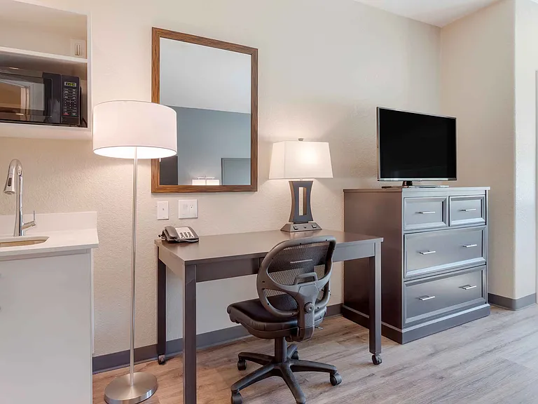 Studio Suite - 1 King Bed